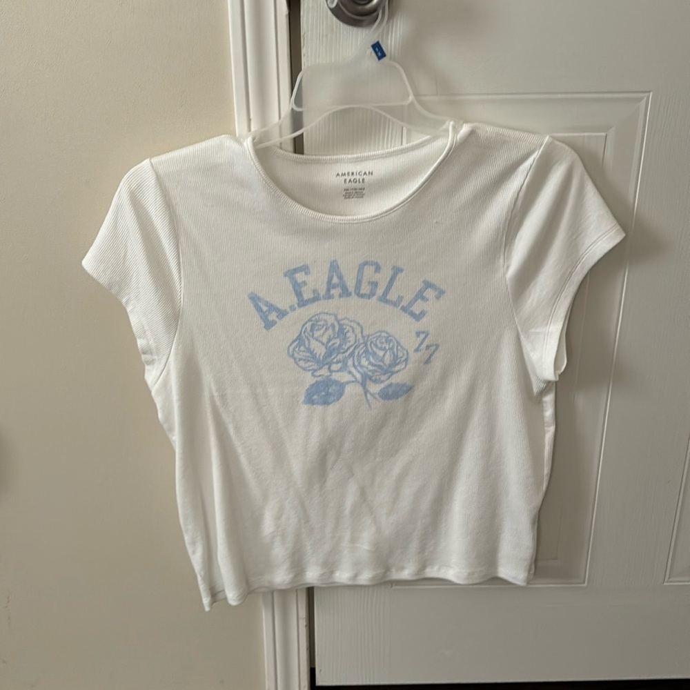NEW CONDITION ⭐️ Vintage AE Ribbed Baby Tee White and Blue